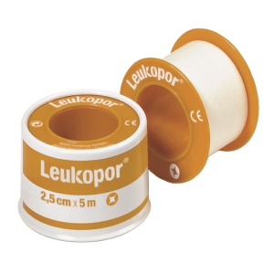 Twee rollen Leukopor hechtpleister