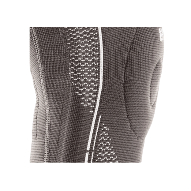 Een zijaanzicht van de Cellacare genu comfort kniebandage