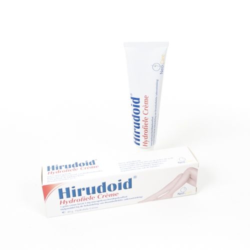 een tube hirudoid met daarvoor het verpakkingsdoosje