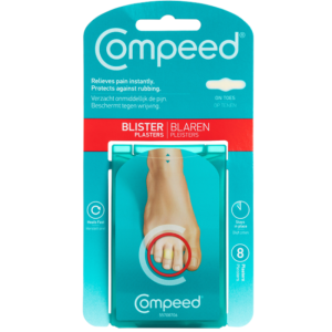 vooraanzicht compeed op de tenen