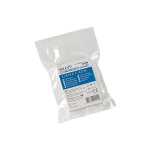 Een verpakte H&H compressed gauze van 3,75mx11,4cm